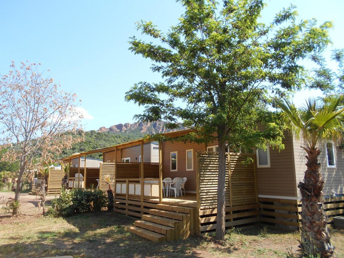 Camping Vallee Du Paradis Saint-Raphaël Pokój zdjęcie