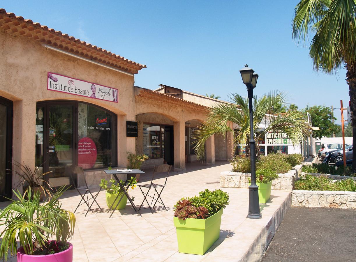 Camping Vallee Du Paradis Saint-Raphaël Zewnętrze zdjęcie